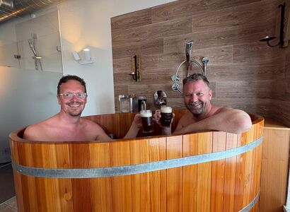 Wellnessurlaub: BBBBB - Bernhards Bayerisches BierBottichBad für Pärchen